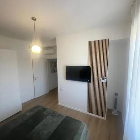 Appartement Relax Green Attic 250 Mm Ca Granda *