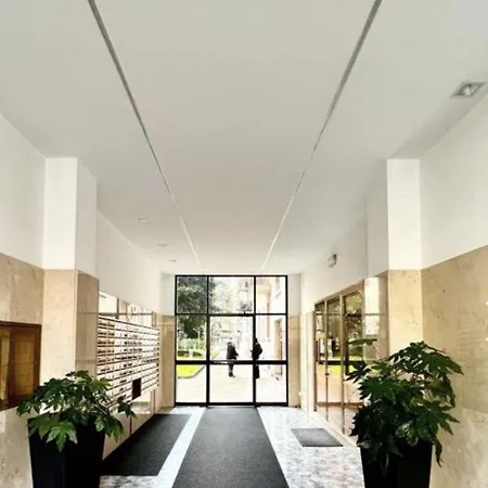 Appartement Relax Green Attic 250 Mm Ca Granda Milaan
